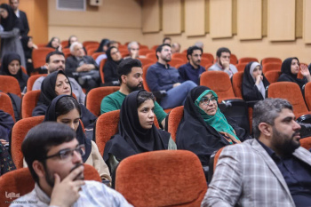 تقدیر از دبیر اجرایی جهاد دانشگاهی واحد الزهرا(س) بعنوان دبیر اجرایی برتر «سیزدهمین دوره مسابقات ملی مناظره دانشجویان ایران»